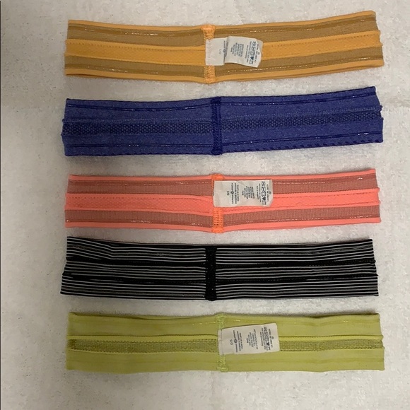 Lululemon 5 Headbands w/grippers Bundle - Picture 4 of 4